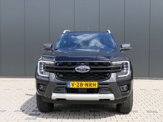 Ford Ranger Wildtrak Double Cab 2.3 PHEV | Power Rollertop | Trekhaak | Camera | 5-Persoons | Leder | Stoelve... ActivLease financial lease