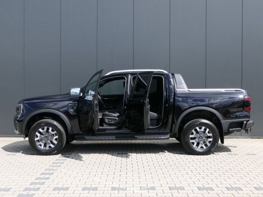 Ford Ranger Wildtrak Double Cab 2.3 PHEV | Power Rollertop | Trekhaak | Camera | 5-Persoons | Leder | Stoelve... ActivLease financial lease
