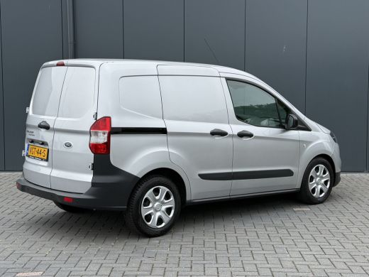 Ford Transit Courier 1.5 TDCI / 1e EIGENAAR / 23.338 KM!! / AIRCO / PDC / NAVI / DAB ActivLease financial lease