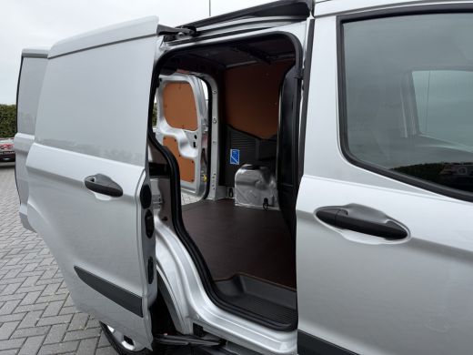 Ford Transit Courier 1.5 TDCI / 1e EIGENAAR / 23.338 KM!! / AIRCO / PDC / NAVI / DAB ActivLease financial lease