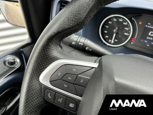 Iveco Daily 35S18 180pk 3.0L L2LH2 Hi-Matic Automaat Imperiaal Trekhaak Cruise Camera Climate Control ActivLease financial lease