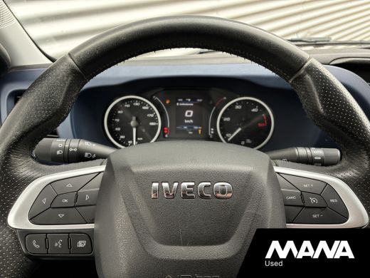 Iveco Daily 35S18 180pk 3.0L L2LH2 Hi-Matic Automaat Imperiaal Trekhaak Cruise Camera Climate Control ActivLease financial lease