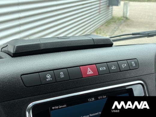 Iveco Daily 35S18 180pk 3.0L L2LH2 Hi-Matic Automaat Imperiaal Trekhaak Cruise Camera Climate Control ActivLease financial lease