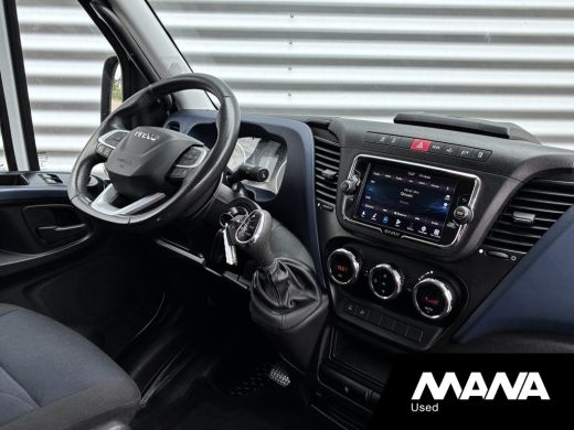 Iveco Daily 35S18 180pk 3.0L L2LH2 Hi-Matic Automaat Imperiaal Trekhaak Cruise Camera Climate Control ActivLease financial lease