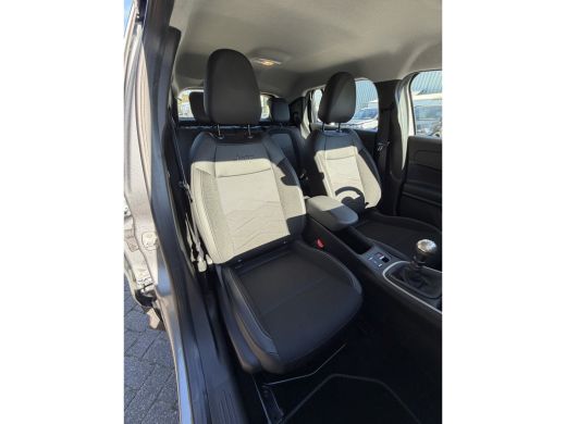 Jeep Avenger 100pk Altitude (Camera - Keyless Entry - Adaptieve Cruise Controle - Elektrische Klep - JBL - LED... ActivLease financial lease