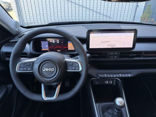 Jeep Avenger 100pk Altitude (Camera - Keyless Entry - Adaptieve Cruise Controle - Elektrische Klep - JBL - LED... ActivLease financial lease