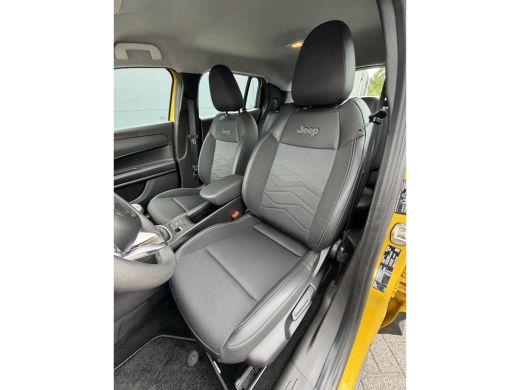 Jeep Avenger 100pk Altitude (Elektrische Klep - JBL - Keyless Entry - Adaptieve Cruise Controle - LED - 17"inc... ActivLease financial lease