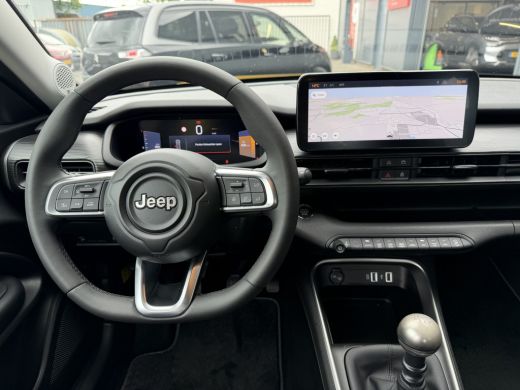 Jeep Avenger 100pk Altitude (Elektrische Klep - JBL - Keyless Entry - Adaptieve Cruise Controle - LED - 17"inc... ActivLease financial lease