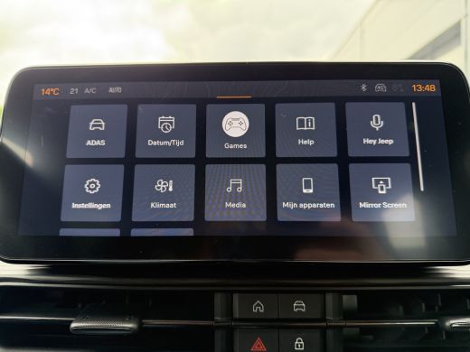 Jeep Avenger 100pk Altitude (Elektrische Klep - JBL - Keyless Entry - Adaptieve Cruise Controle - LED - 17"inc... ActivLease financial lease