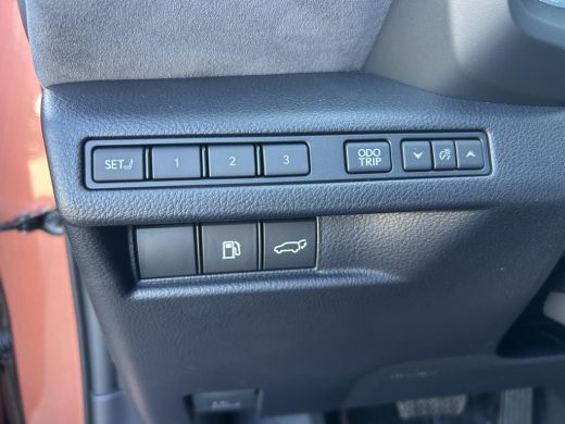 Lexus LBX 1.5 Hybrid Cool Advanced ActivLease financial lease