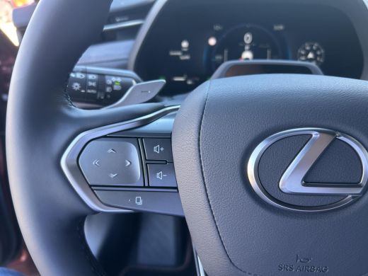 Lexus LBX 1.5 Hybrid Cool Advanced ActivLease financial lease