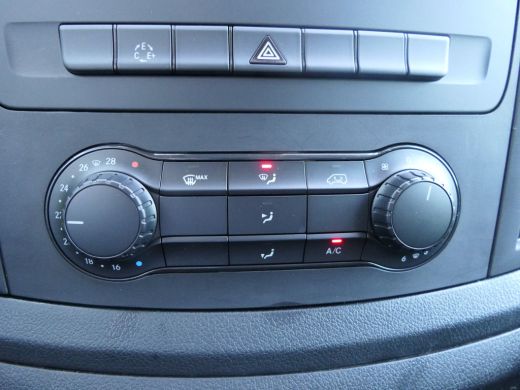 Mercedes-Benz eVito Lang 41 kWh | Lage Km-Stand! | Camera | Lichtmetalen Velgen | Navigatie | Parkeersensoren | Bijri... ActivLease financial lease
