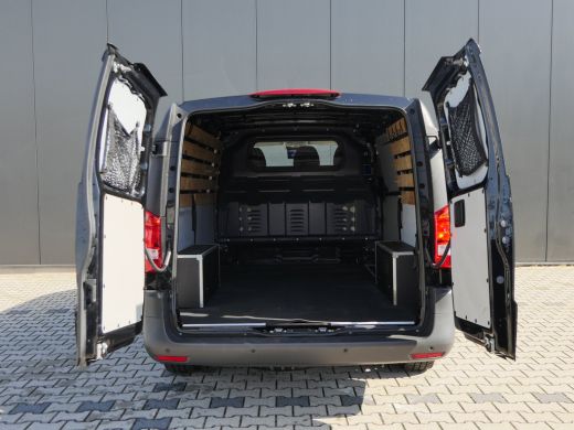 Mercedes-Benz eVito Lang 41 kWh | Lage Km-Stand! | Camera | Lichtmetalen Velgen | Navigatie | Parkeersensoren | Bijri... ActivLease financial lease