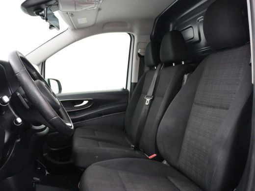 Mercedes-Benz Vito 114 CDI Extra Lang | Oprijplaat | Trekhaak | Camera | Stoelverwarming | 19'' | Cruise control | B... ActivLease financial lease