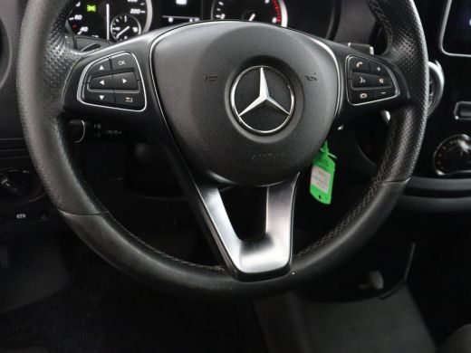 Mercedes-Benz Vito 114 CDI Extra Lang | Oprijplaat | Trekhaak | Camera | Stoelverwarming | 19'' | Cruise control | B... ActivLease financial lease