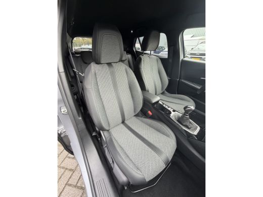 Peugeot 2008 100pk Allure Pack (360gr Camera - Keyless Entry - Adaptieve Cruise Controle - LED - Parkeersensor... ActivLease financial lease