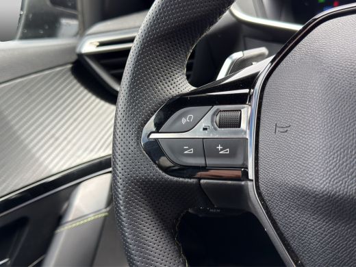 Peugeot 208 1.2 Hybrid 145 e-DCS6 GT Full LED | Keyless | Camera | Sfeerverlichting | Full map navigatie | Ca... ActivLease financial lease