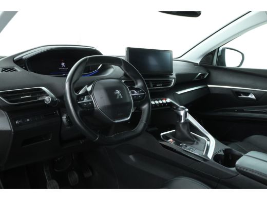 Peugeot 5008 1.5 BlueHDI Allure Pack Business 7 Persoons, Navigatie, Climate, trekhaak, ActivLease financial lease