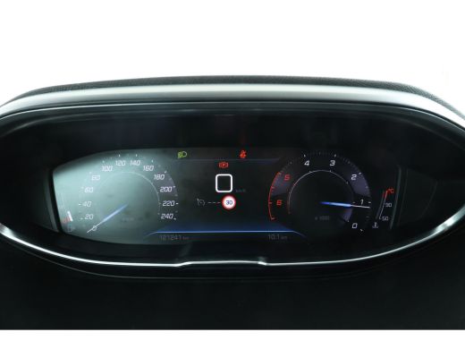 Peugeot 5008 1.5 BlueHDI Allure Pack Business 7 Persoons, Navigatie, Climate, trekhaak, ActivLease financial lease