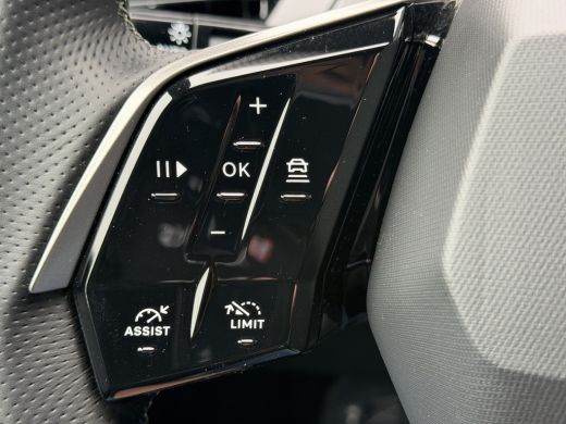 Peugeot 5008 225pk Plug-in Hybrid GT (Elektrische Klep - AGR stoelen incl verwarming/massage/geheugen - Adapti... ActivLease financial lease