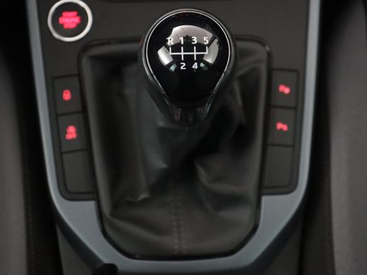Seat Arona 1.0 TSI Style Intense | Carplay | Adaptive cruise | Camera | Navigatie | Side Assist | Climate co... ActivLease financial lease