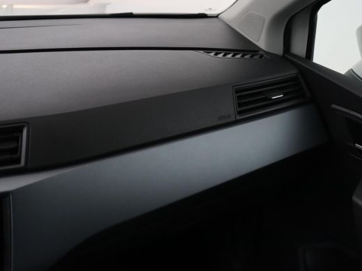 Seat Arona 1.0 TSI Style Intense | Carplay | Adaptive cruise | Camera | Navigatie | Side Assist | Climate co... ActivLease financial lease