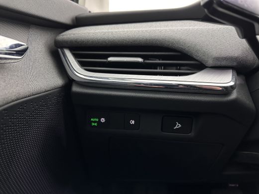 Skoda Enyaq iV 60 [ 3-Fase-11kW ] {SoH-88%} (INCL-BTW) *LEATHER-FABRIC | FULL-LED | DIGI-COCKPIT | CAMERA | KEYL... ActivLease financial lease