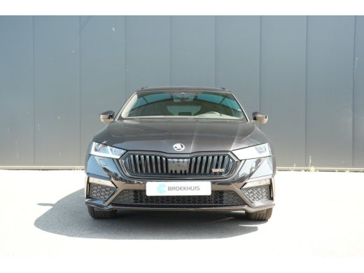 Skoda Octavia Combi 1.4 TSI iV 245pk RS | Trekhaak | Keyless | 18" | Head-Up | Adaptive Cruise ActivLease financial lease