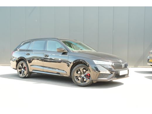 Skoda Octavia Combi 1.4 TSI iV 245pk RS | Trekhaak | Keyless | 18" | Head-Up | Adaptive Cruise ActivLease financial lease