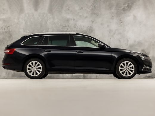 Skoda Superb Combi 1.4 TSI iV Business Sport 218Pk Automaat (VIRTUAL COCKPIT, APPLE CARPLAY, GROOT NAVI, MEMOR... ActivLease financial lease