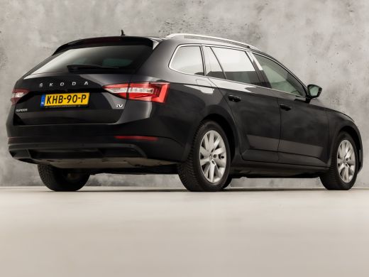Skoda Superb Combi 1.4 TSI iV Business Sport 218Pk Automaat (VIRTUAL COCKPIT, APPLE CARPLAY, GROOT NAVI, MEMOR... ActivLease financial lease