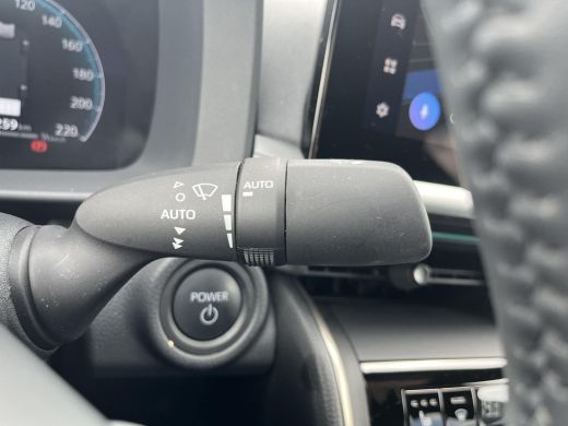 Toyota C-HR 2.0 Plug-in Hybrid 220 Premi&egrave;re Edition | All-in prijs | Automaat | Panoramadak | Adaptive cruise... ActivLease financial lease