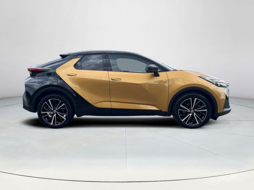Toyota C-HR 2.0 Plug-in Hybrid 220 Premi&egrave;re Edition | All-in prijs | Automaat | Panoramadak | Adaptive cruise... ActivLease financial lease
