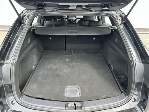 Toyota Corolla Touring Sports 1.2 Turbo Active NL-AUTO | CAMERA | CARPLAY/ ANDOID AUTO ActivLease financial lease