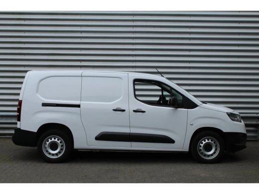 Toyota ProAce 1.5 D-4D Live Long Ingerichte Laadruimte | Carplay | Airco | Cruise | Parkeersensoren Achter | DA... ActivLease financial lease