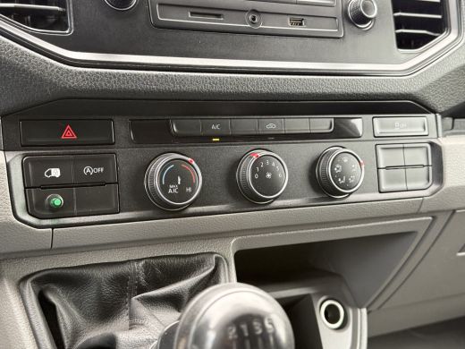 Volkswagen Crafter 2.0 TDI 141 PK / L3H3 / 1e EIGENAAR / ZEER NETJES !! / AIRCO / CRUISE / ERGO GEVEERDE STOEL ActivLease financial lease