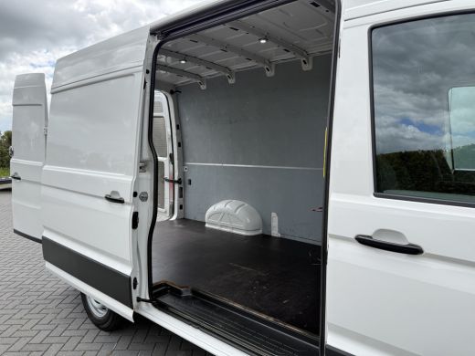 Volkswagen Crafter 2.0 TDI 141 PK / L3H3 / 1e EIGENAAR / ZEER NETJES !! / AIRCO / CRUISE / ERGO GEVEERDE STOEL ActivLease financial lease