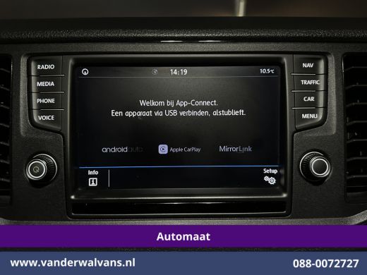 Volkswagen Crafter 2.0 TDI 141pk Automaat L3H3 L2H2 Euro6 Airco | Camera | Navigatie | 3000kg Trekhaak | Imperiaal |... ActivLease financial lease