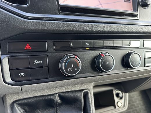 Volkswagen Crafter 35 2.0 TDI 141 PK / 1e EIG. / PICK UP / DUBBELE CABINE / 3 TONS TREKHAAK / 7 PERSOONS / AIRCO / C... ActivLease financial lease