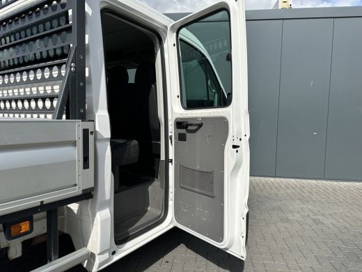 Volkswagen Crafter 35 2.0 TDI 141 PK / 1e EIG. / PICK UP / DUBBELE CABINE / 3 TONS TREKHAAK / 7 PERSOONS / AIRCO / C... ActivLease financial lease
