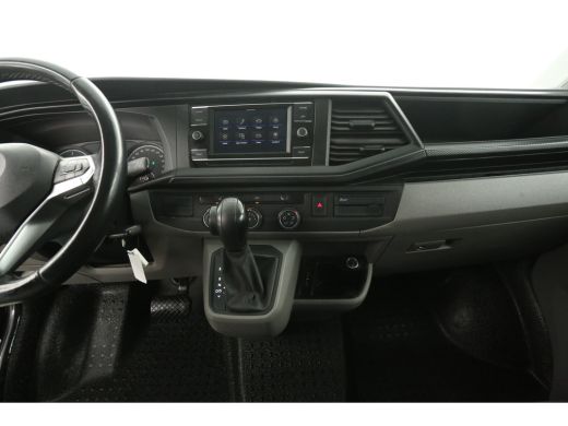 Volkswagen Transporter 2.0 TDI L2H1 150PK | Aut. | Airco | Cruise | Camera | Carplay | Trekhaak | 2xSchuifdeur ActivLease financial lease