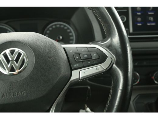 Volkswagen Transporter 2.0 TDI L2H1 150PK | Aut. | Airco | Cruise | Camera | Carplay | Trekhaak | 2xSchuifdeur ActivLease financial lease