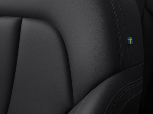 Volvo  XC40 2.0 B3 Core Business Edition | Charcoal hemelbekleding | Draadloze telefoonlader | Driver Assist ActivLease financial lease