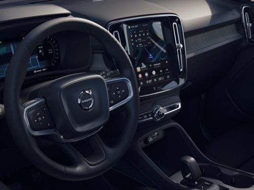 Volvo  XC40 2.0 B3 Core Business Edition | Charcoal hemelbekleding | Draadloze telefoonlader | Driver Assist ActivLease financial lease