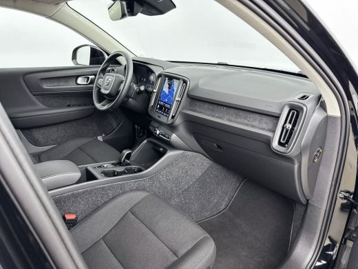 Volvo  XC40 B3 Essential | 17" | Google | Adaptieve Cruise | BLIS | Parkeercamera | Getint glas | Parkeersens... ActivLease financial lease