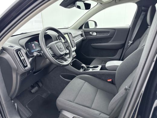 Volvo  XC40 B3 Essential | 17" | Google | Adaptieve Cruise | BLIS | Parkeercamera | Getint glas | Parkeersens... ActivLease financial lease
