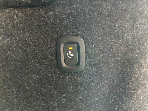 Volvo  XC40 Recharge Core 70 kWh | Warmtepomp | Stoel & stuurverwarming | Trekhaak | Camera | Cruise Control ... ActivLease financial lease
