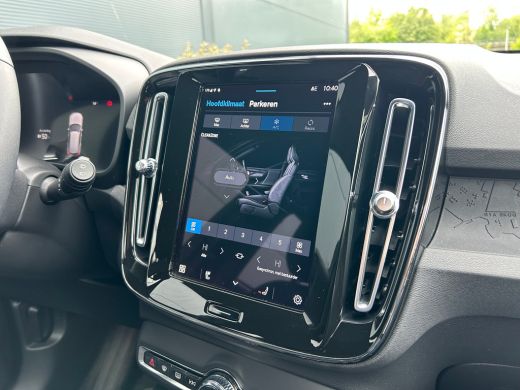 Volvo  XC40 Recharge Core 70 kWh | Warmtepomp | Stoel & stuurverwarming | Trekhaak | Camera | Cruise Control ... ActivLease financial lease