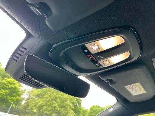 Volvo  XC40 Recharge Core 70 kWh | Warmtepomp | Stoel & stuurverwarming | Trekhaak | Camera | Cruise Control ... ActivLease financial lease