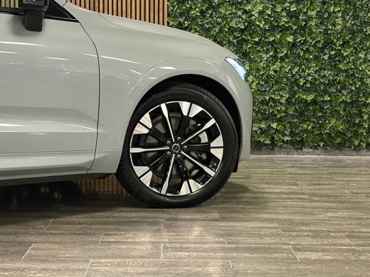 Volvo  XC60 T6 AWD Recharge Ultra Dark | MY26 | Luchtvering | Trekhaak | 360&deg; Camera | Head-Up Display | Harm... ActivLease financial lease